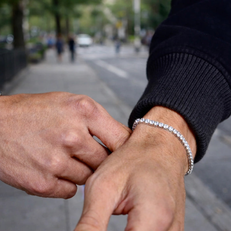 צמיד טניס זהב לבן