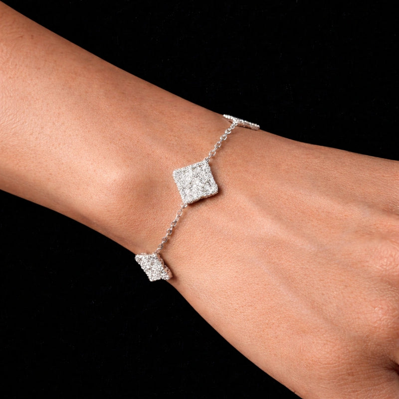 צמיד תלתן משובץ בציפוי זהב לבן 14K