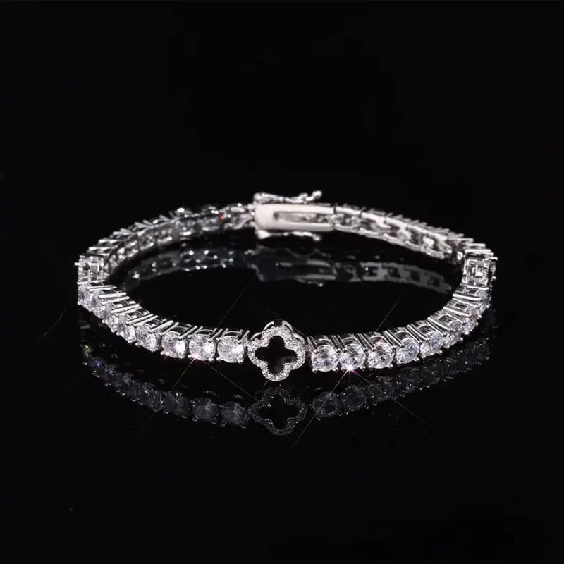 צמיד טניס תלתן בציפוי זהב לבן