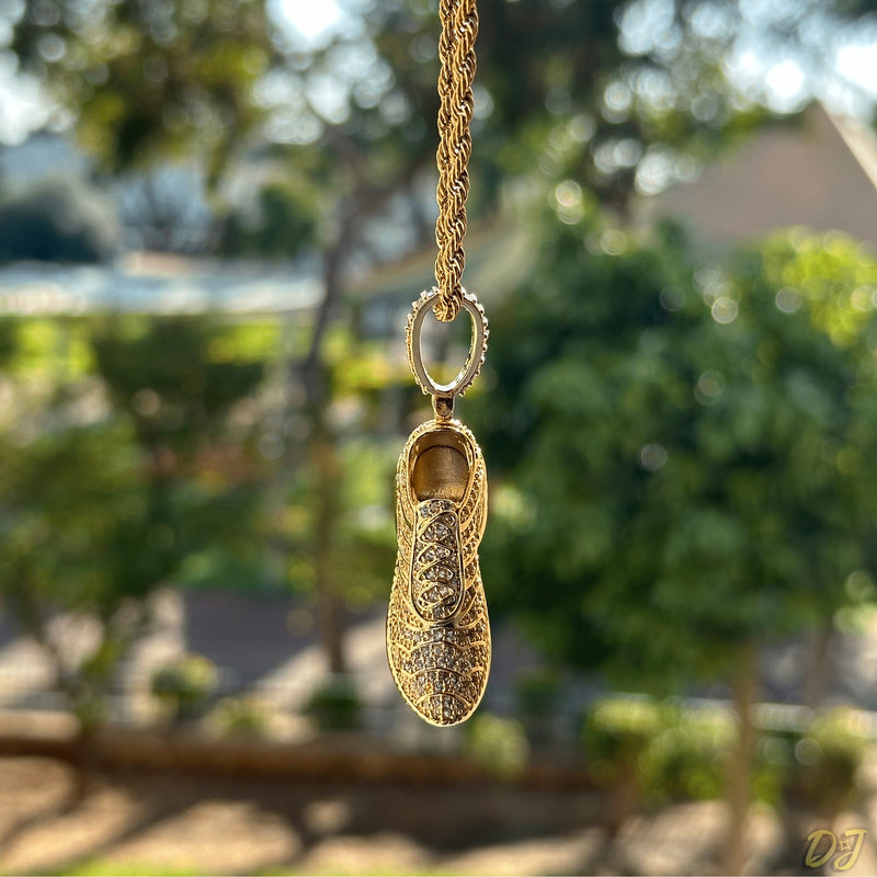 Drice Jewelry | דרייס תכשיטים שרשרת שרשרת לגבר | תליון נעל סניקרס בצבע זהב