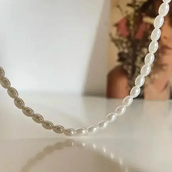 שרשרת לאישה | שרשרת פנינים עם סוגר בצבע זהב