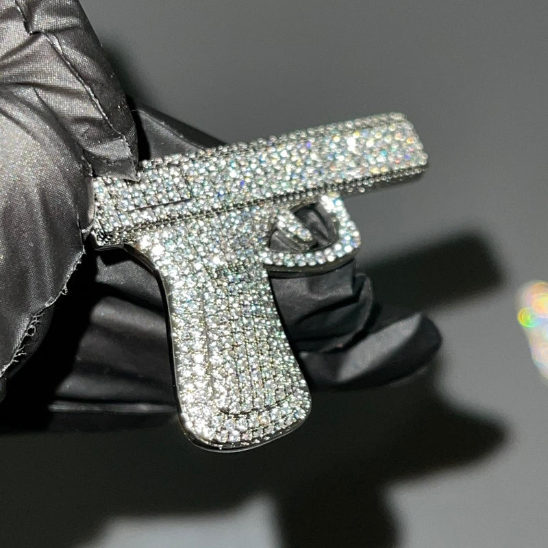 שרשרת אייס אקדח לגבר זהב לבן