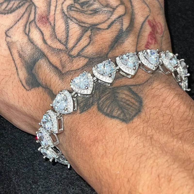 צמיד לב יוקרתי בצבע כסף | צמיד משובץ