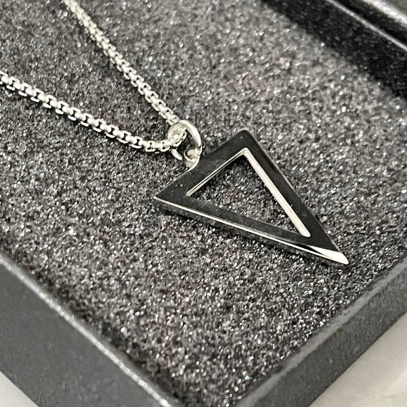 שרשרת כסף משולש לגבר